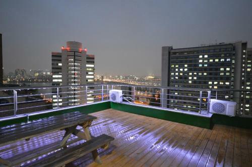 Hostal Han River Guesthouse In Seoul