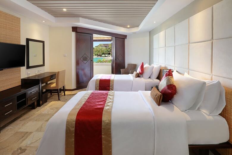Hotel Discovery Kartika Plaza