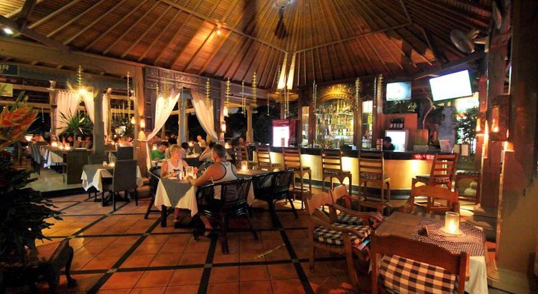 Hotel Adi Dharma Cottages