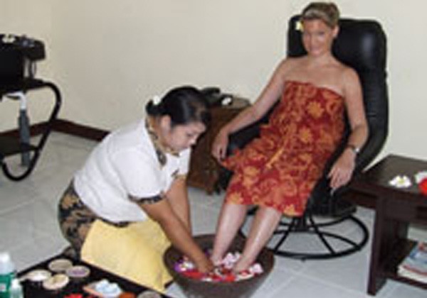 Adi Dharma Hotel