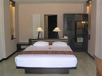 Lokha Legian Hotel