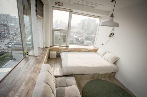 Hostal Mmmiohouse