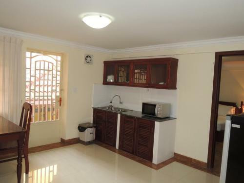 Kanika Hotel & Service Apartment