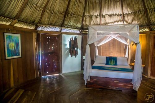 Playa La Roca Ecohotel