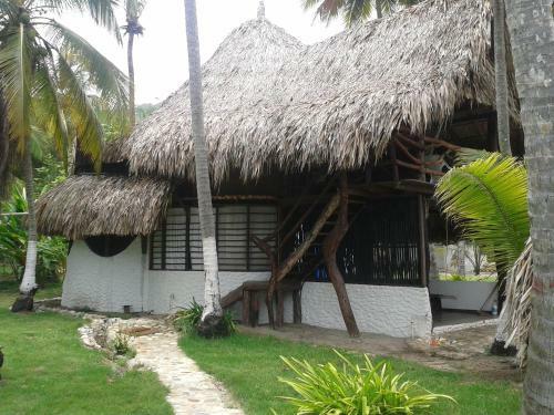 Playa La Roca Ecohotel