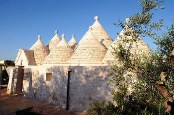 Bed & Breakfast Leonardo Trulli Resort