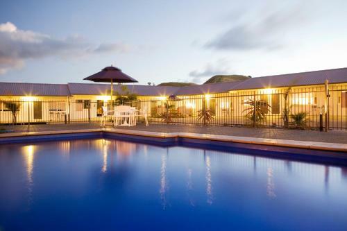 Motel Oasis