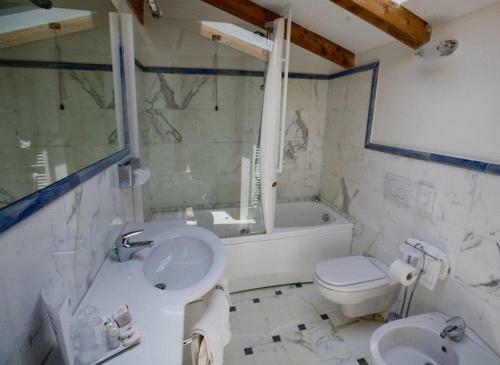 Hotel Le Ville Relais
