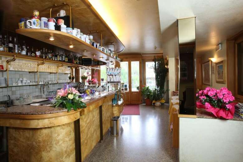 Hotel Albergo Alla Campana