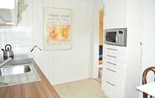 Holiday Home �sg�rdsstrand Damgt.