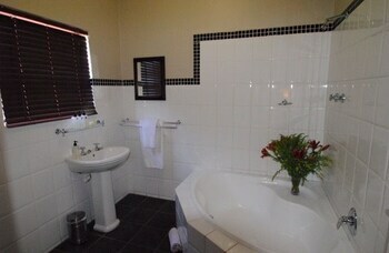 Bed & Breakfast Harewood Lodge