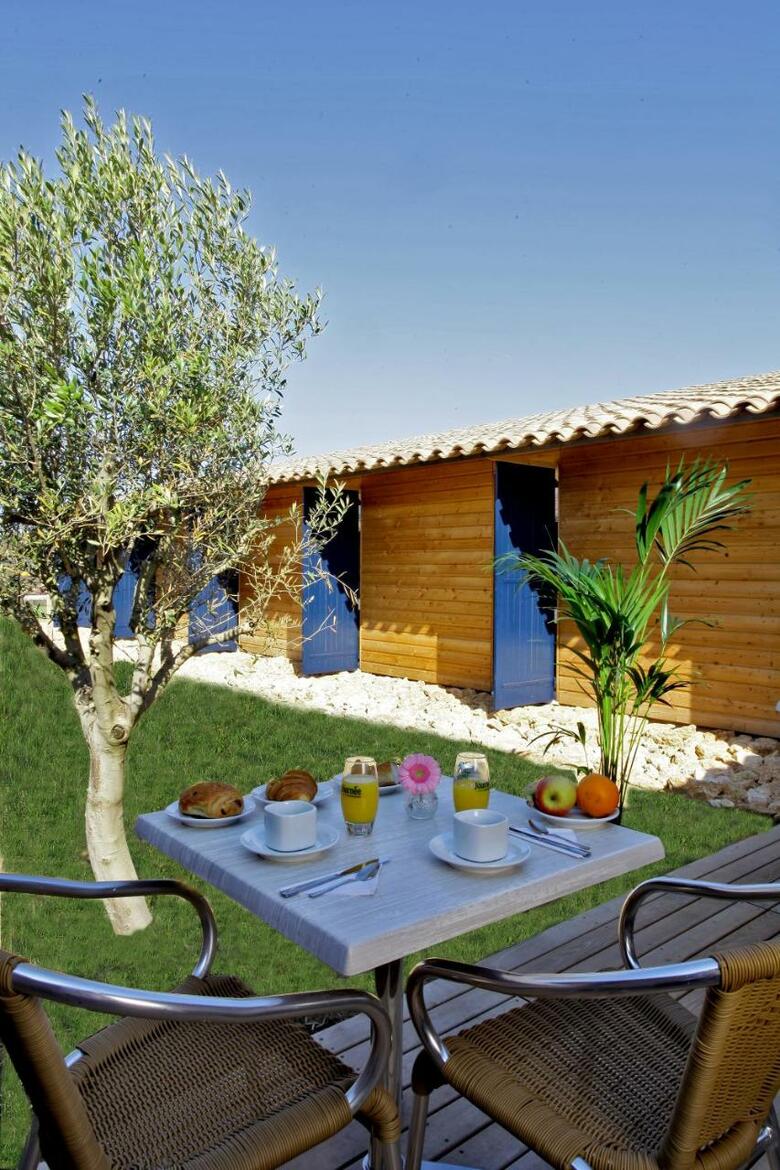 Inter-hotel Albizia