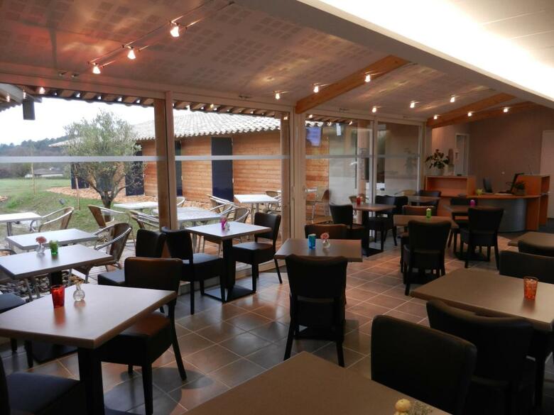 Inter-hotel Albizia
