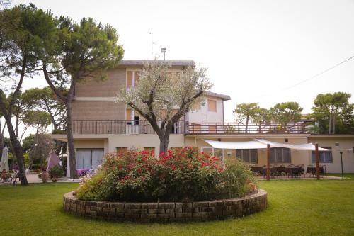 Hotel Ausonia