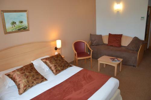 Hotel H�tel Entre Beauce Et Perche
