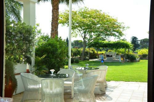 Hotel Masseria Torre Catena Resort & Restaurant