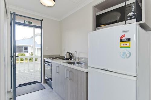 Matakana Motel