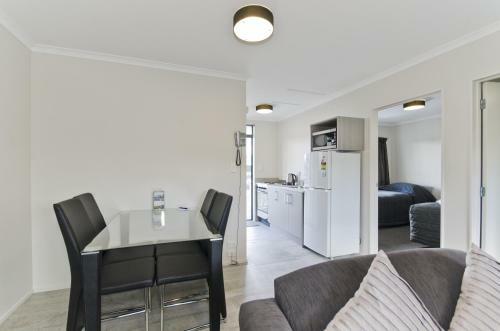 Matakana Motel