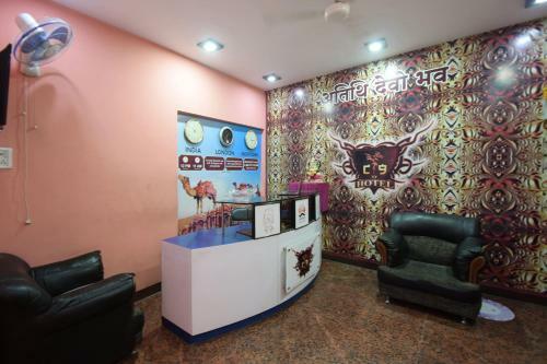 Oyo Flagship 24936 Hotel C-9