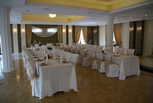 Hotel Dw�r Kresowy