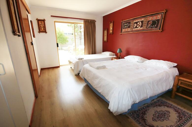 Hostal Sunset Residence