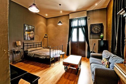 Eclectic Aparthotel