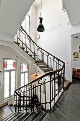 Eclectic Aparthotel
