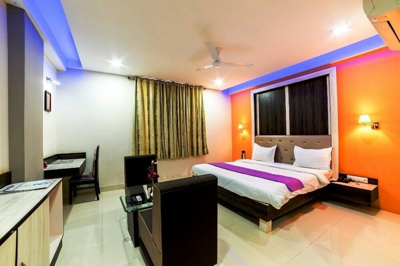 Hotel Heeralal