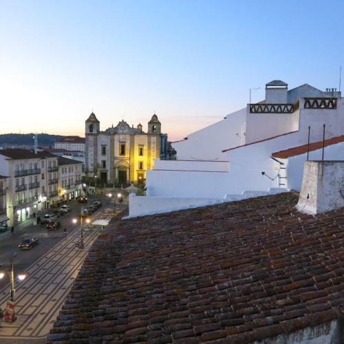 Hostal Evora Inn Chiado Design