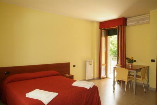Hostal Residence San Prospero