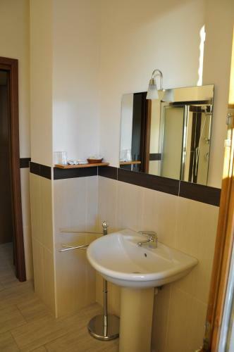 Hostal Residence San Prospero
