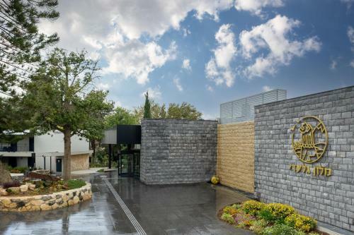Giladi Hotel