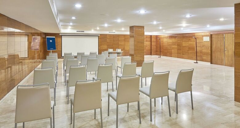 Hotel NH Barcelona Eixample