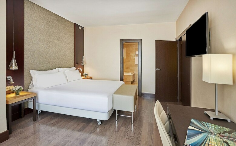 Hotel NH Barcelona Eixample