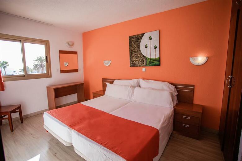 Apartamentos Caribe