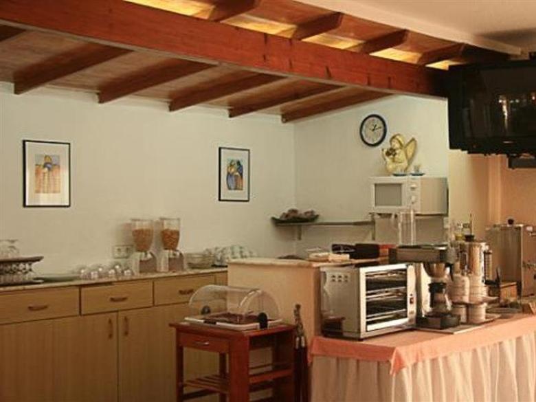 Europa Punico Hostal