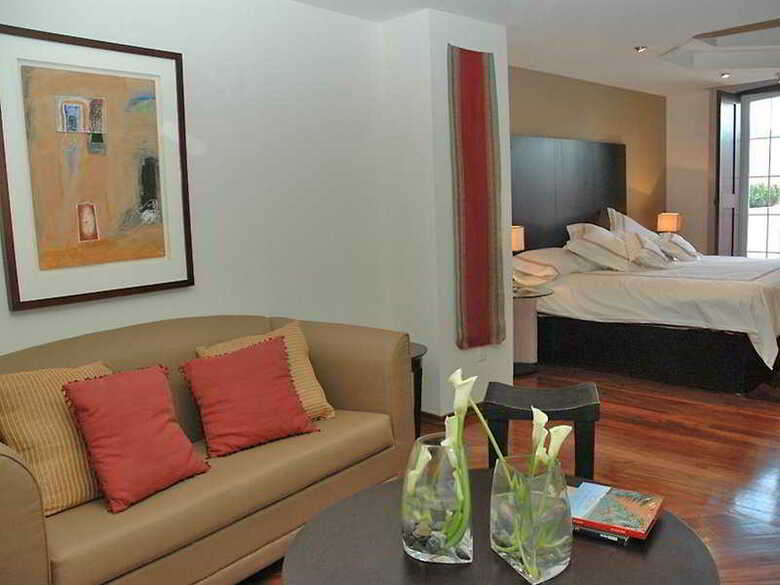 Santa Rita Hotel