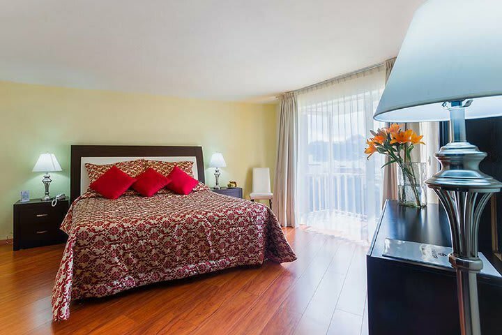 Aparthotel Parador (.)