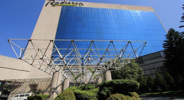 Hotel Radisson Paraiso Perisur