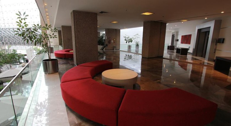 Hotel Radisson Paraiso Perisur