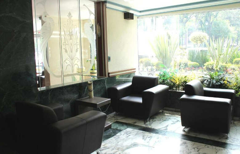 Hotel M�naco
