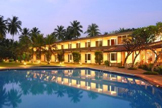 Hotel Palm Village