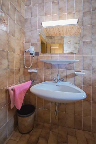 Hostal Haus Alpengru�