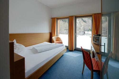 Hostal Hotel Garni Sunshine