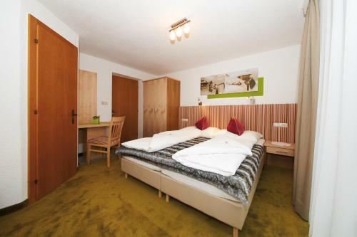 Hostal Pension Pitze