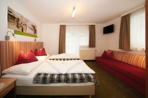 Hostal Pension Pitze
