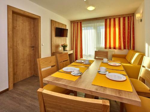 Apartamento Appartement G�stehaus Bergkristall