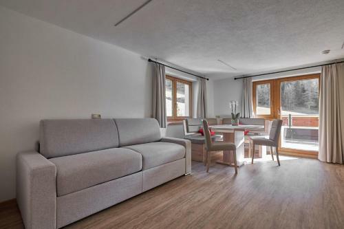 Hostal Hotel Garni Sch�nblick