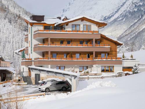 Hostal Hotel Garni Sch�nblick