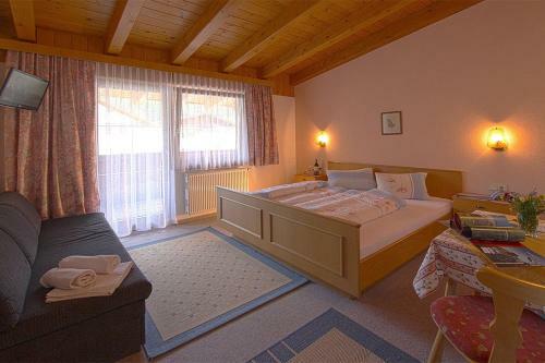 Hostal Gasthof Pension Granstein